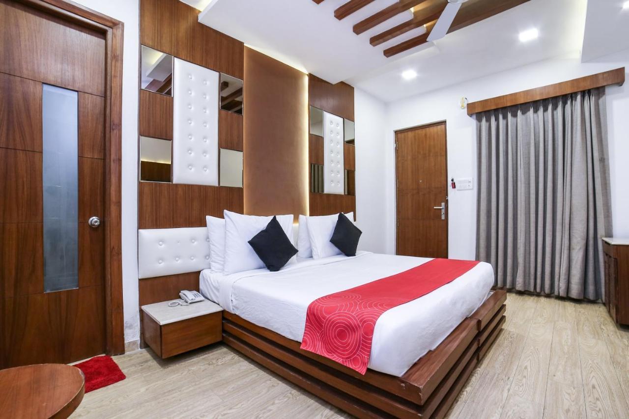 Collection O Motif South City 1 Near Appu Ghar Gurgaon Bagian luar foto