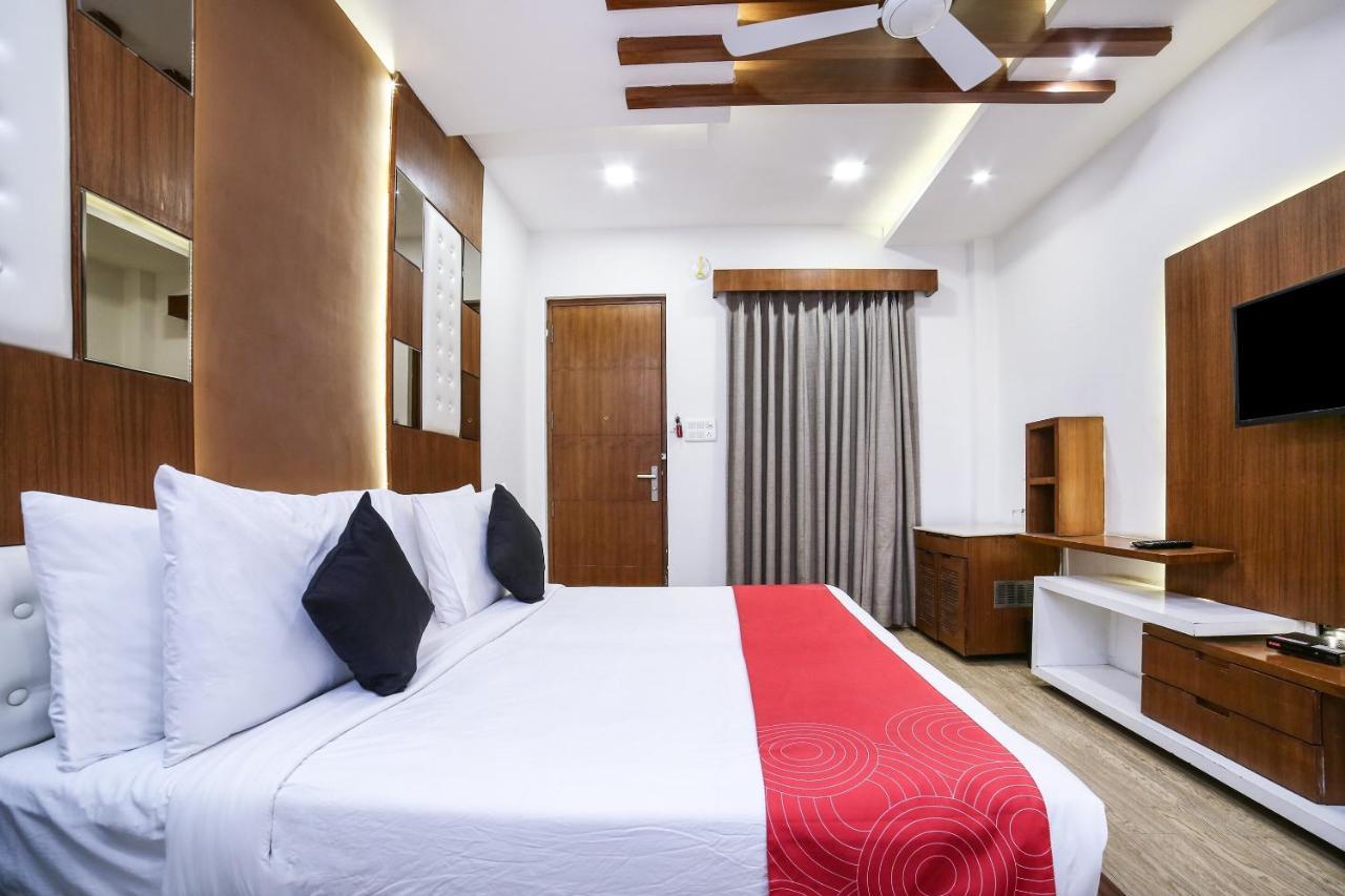 Collection O Motif South City 1 Near Appu Ghar Gurgaon Bagian luar foto