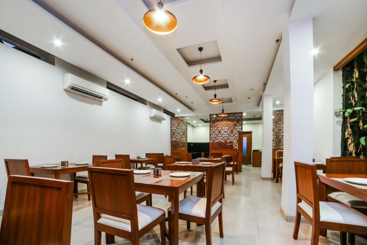Collection O Motif South City 1 Near Appu Ghar Gurgaon Bagian luar foto