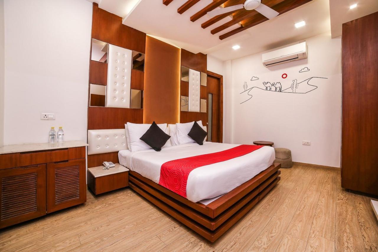 Collection O Motif South City 1 Near Appu Ghar Gurgaon Bagian luar foto